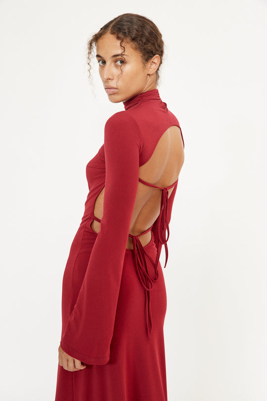 backless dress emna